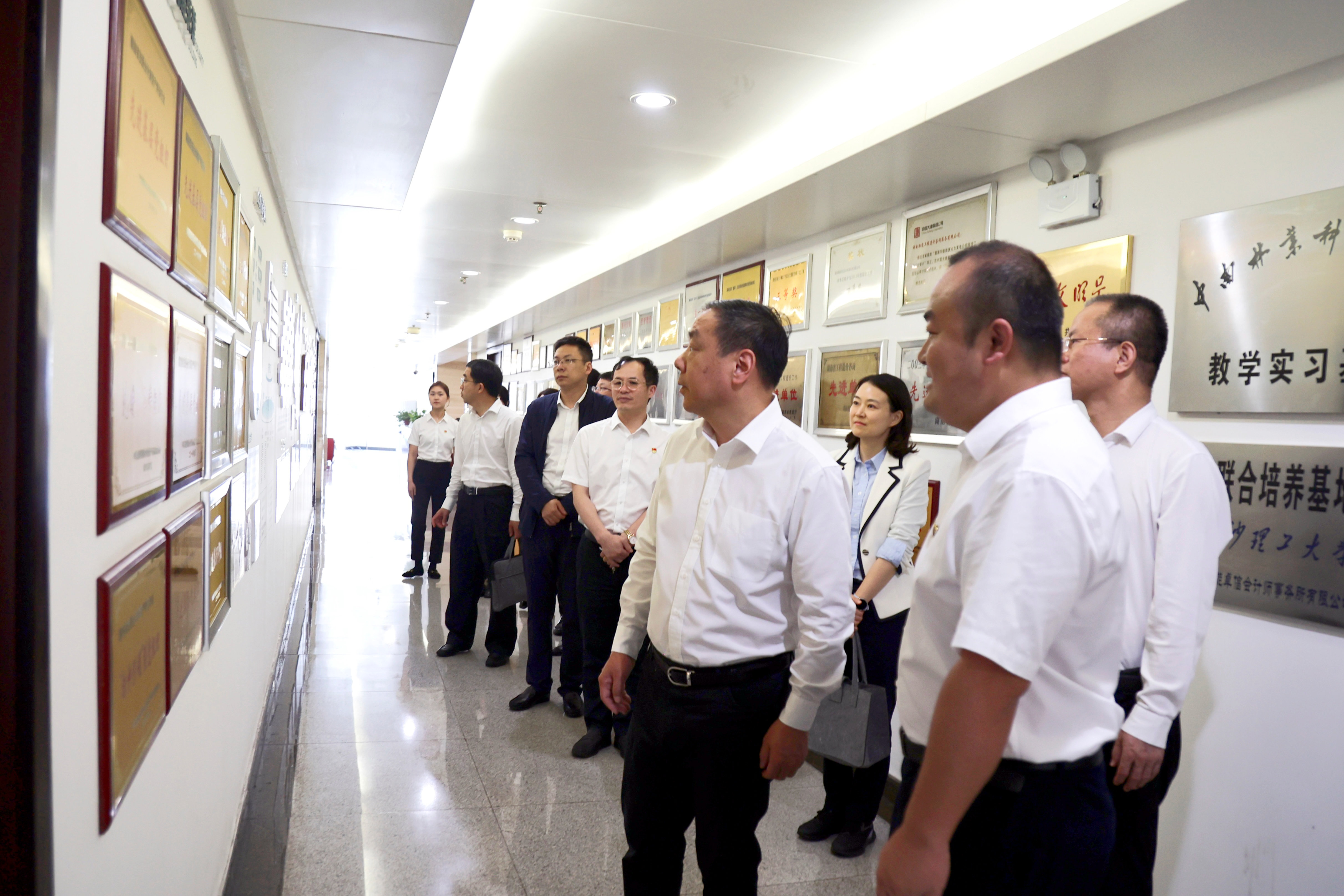 湘能卓信会计师事务所,长沙会计师事务所,会计报表年审业务承包,企业财务报表审计,管理审计项目审计,管理咨询会计服务,资本验证